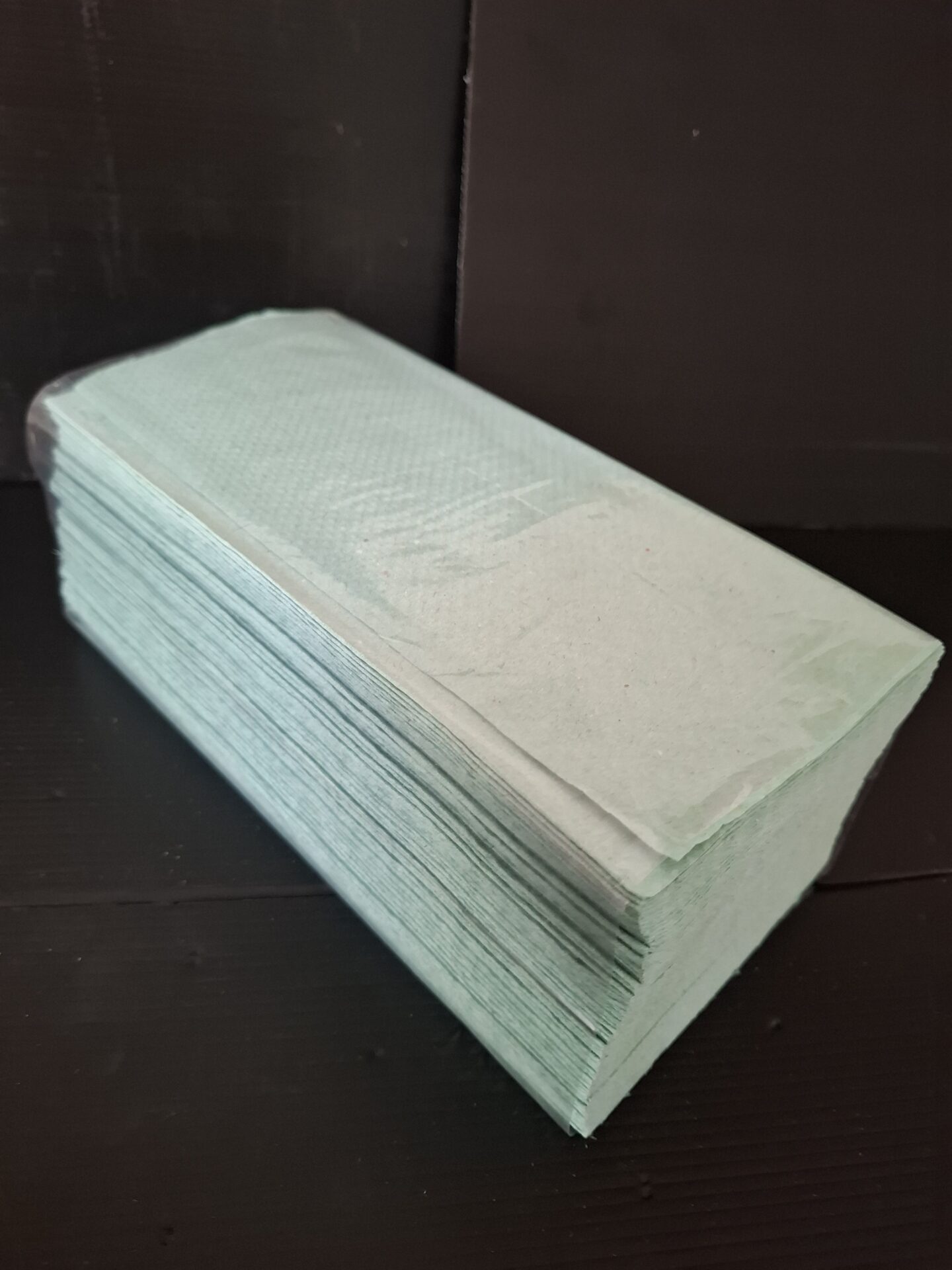 Papírové ručníky ZZ 1-vrstvé, zelené, 23x25 cm (balení 250 ks)