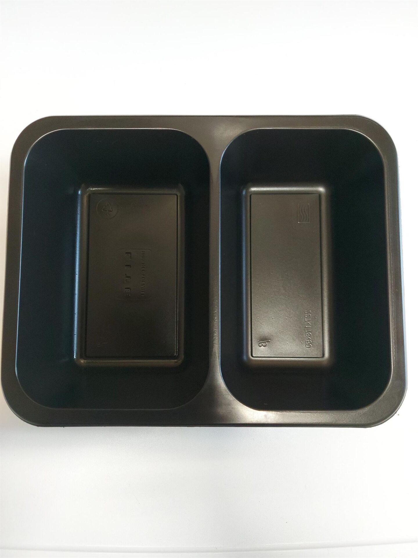 Zatavovací miska 2-dílná PP černá 227x178x50 mm (50 ks)