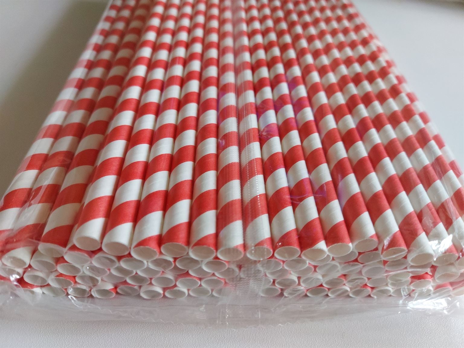 Papírová brčka JUMBO pruhovaná červeno-bílá 8/250 mm (100 ks)