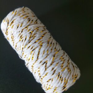 Provázek bavlněný s lurexem bílá-zlatá, průměr 1,5 mm