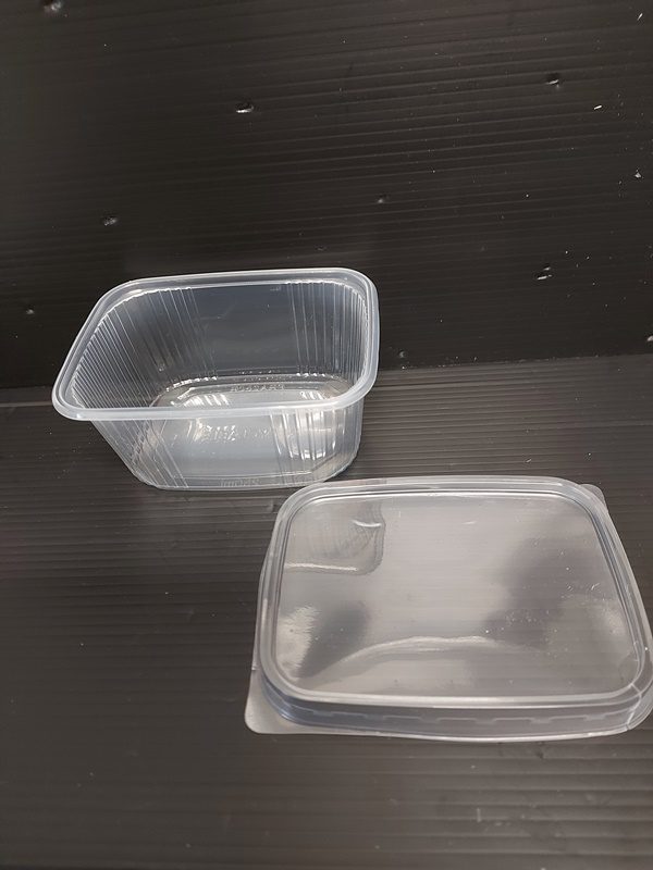 Víčko PP transparentní na hranaté misky PP 250 ml 108×82×49 mm (100 ks)