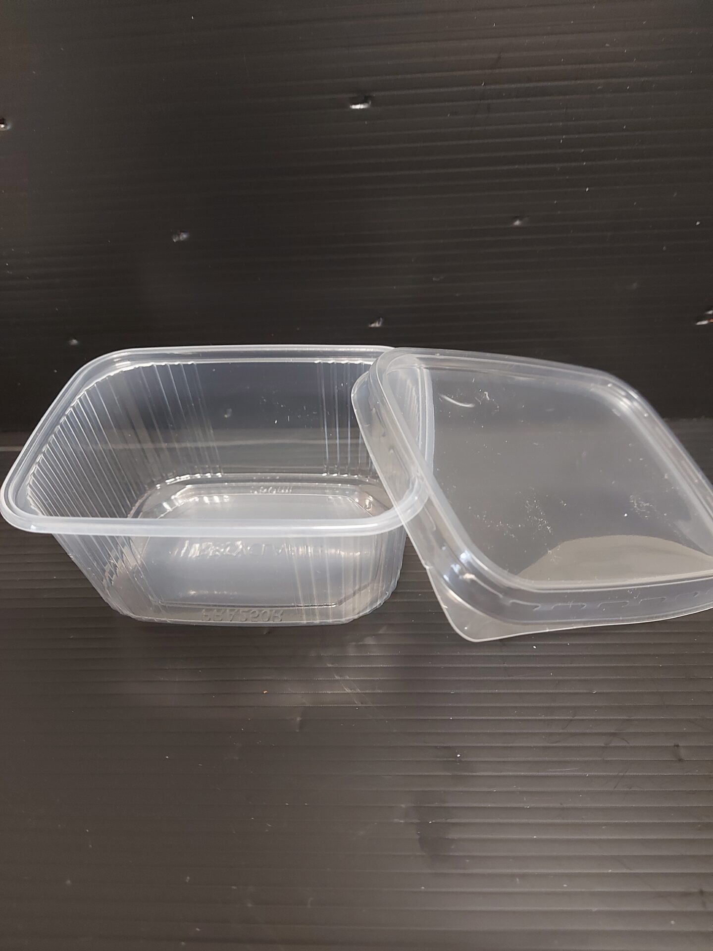 Víčko PP transparentní na hranaté misky PP 250 ml 108×82×49 mm (100 ks) - Obrázek 2